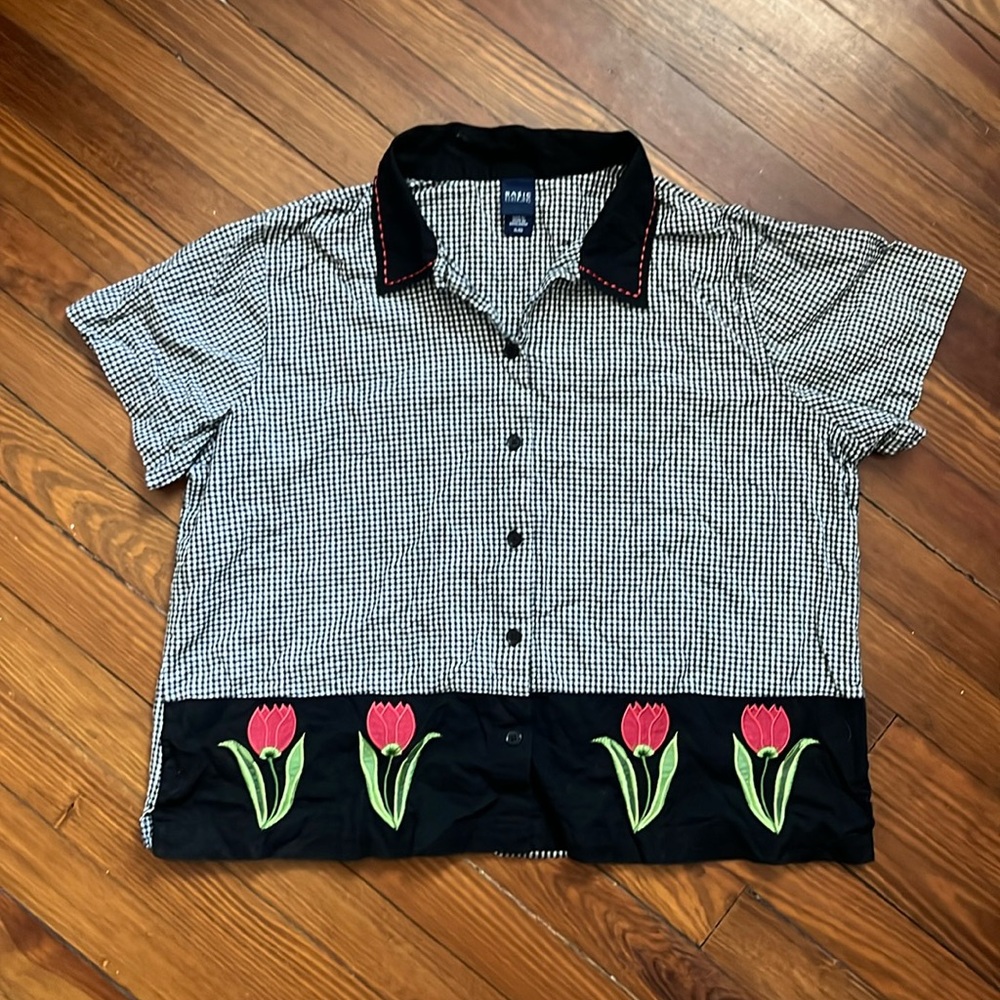 Short Sleeve Button Up Blouse Vintage